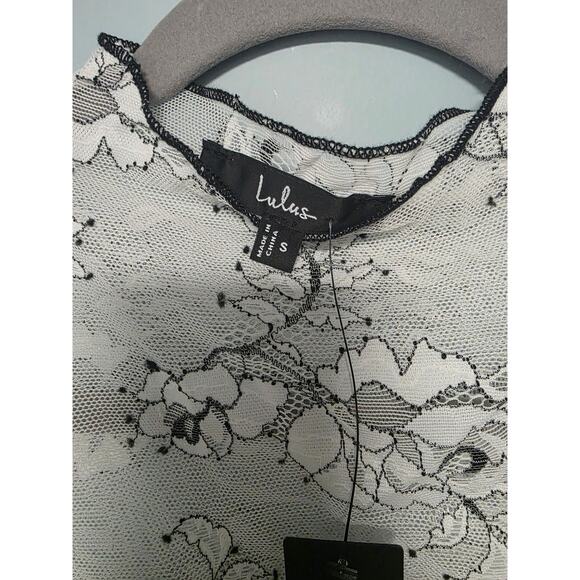 NWT Lulus Sheer Long Sleeve Floral Top Size S Romantic Layering Witchy Fall - Picture 4 of 9
